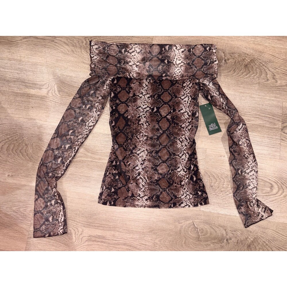 Women’s Off the Shoulder Snake Print XS Sheer Top Built in Bra NWT Wild Fable - Picture 2 of 6